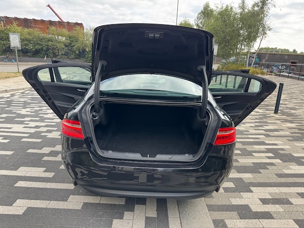 Used Jaguar XE 2016 for sale - 75610431: Photo 10