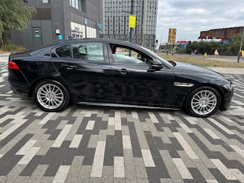 Used Jaguar XE 2016 for sale - 75610431: Photo