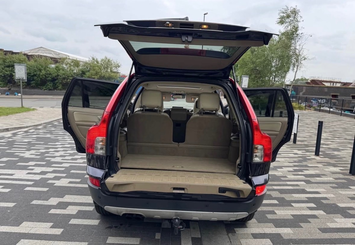 Used Volvo XC90 2007 for sale - 77082671: Photo 11