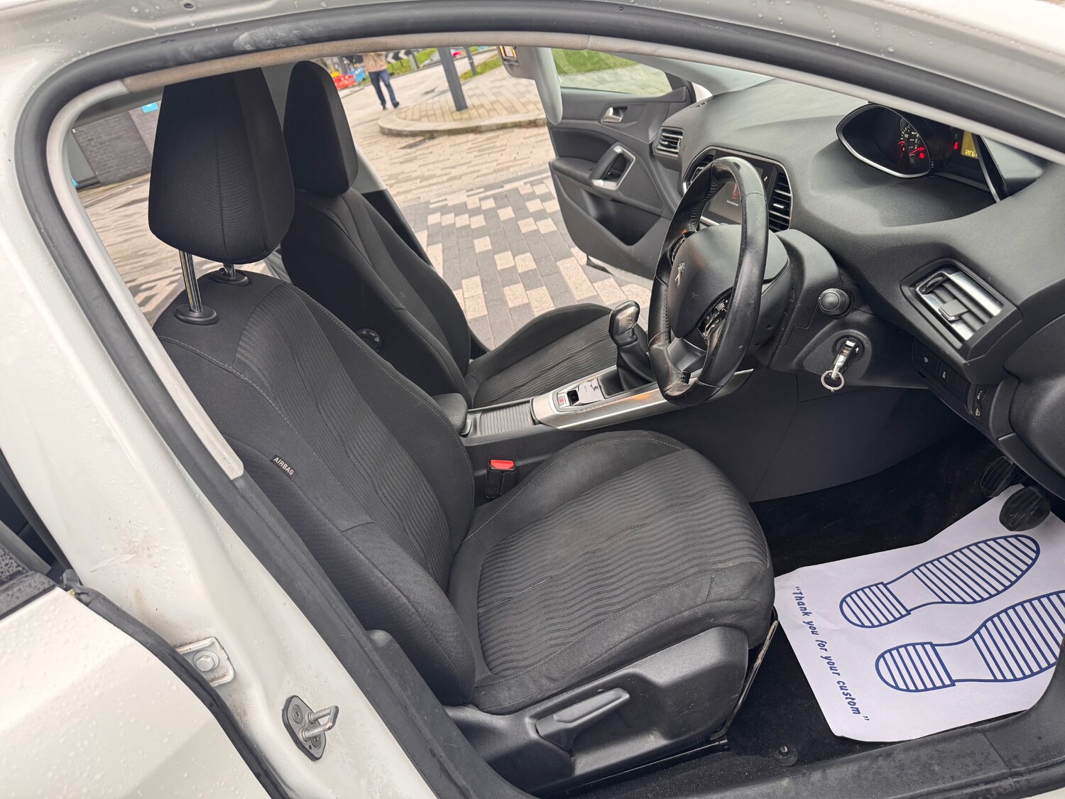 Used Peugeot 308 2014 for sale - 77467849: Photo 17