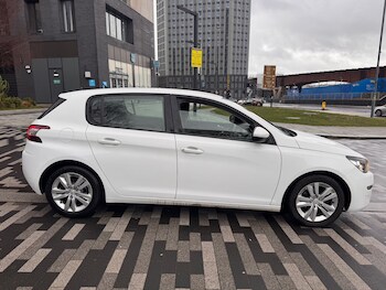 Used Peugeot 308 2014 for sale - 77467849: Photo