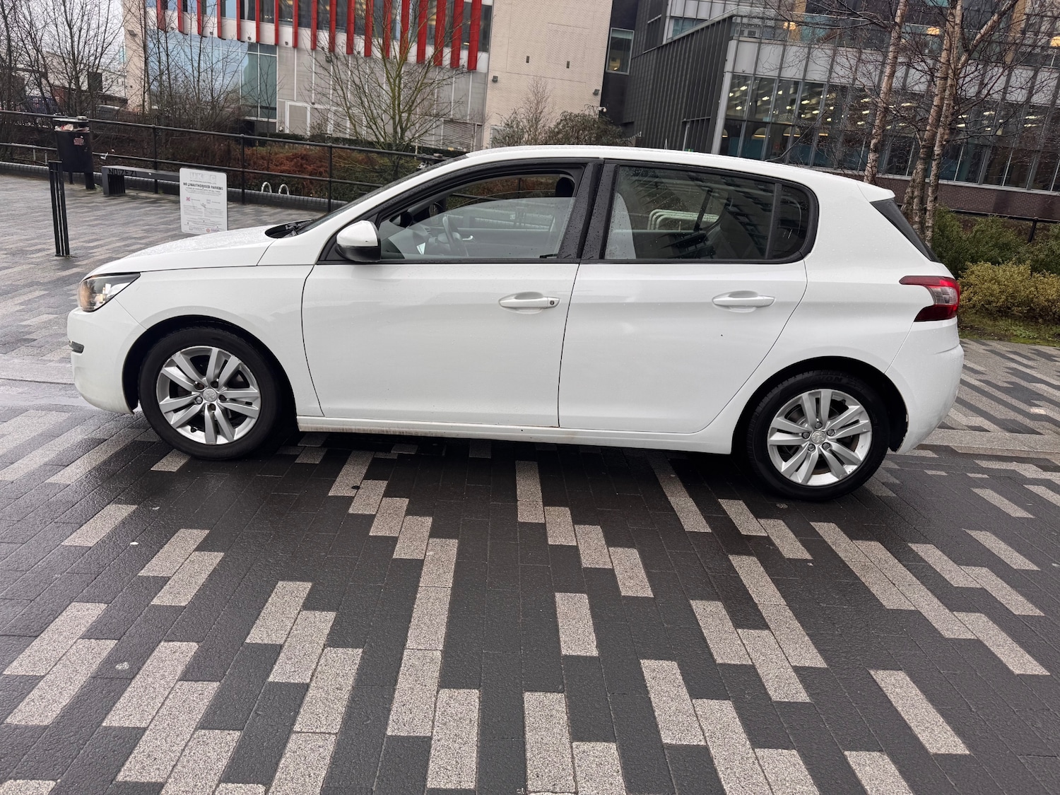 Used Peugeot 308 2014 for sale - 77467849: Photo 5