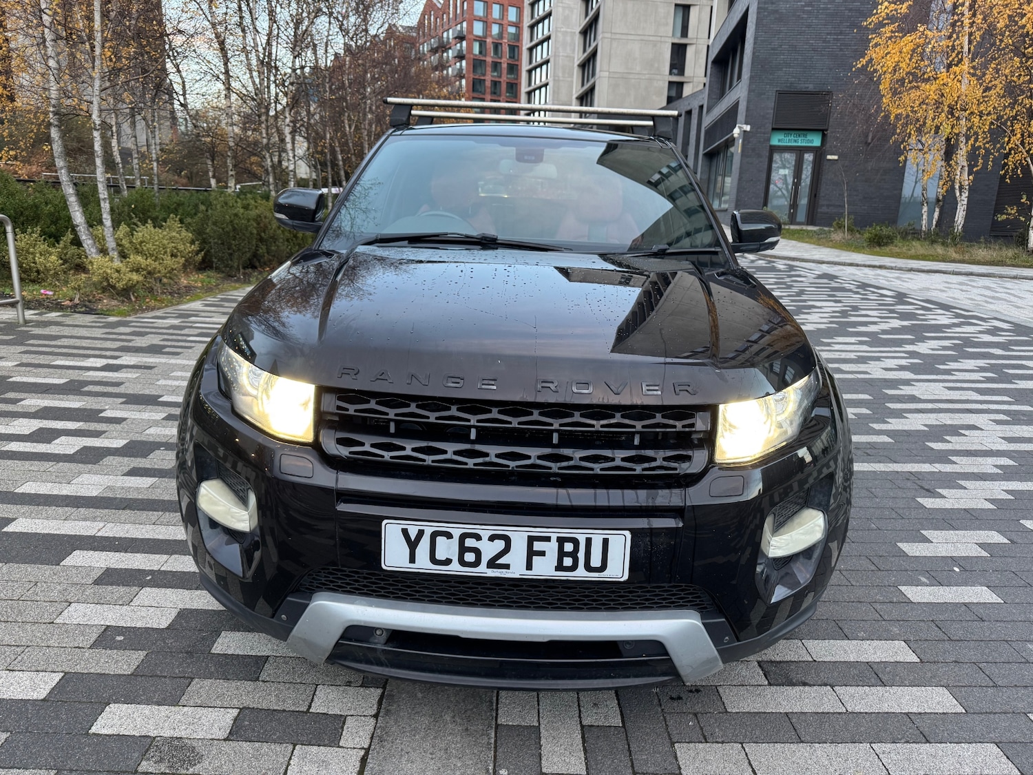 Used Land Rover Range Rover Evoque 2012 for sale - 76786364: Photo 2