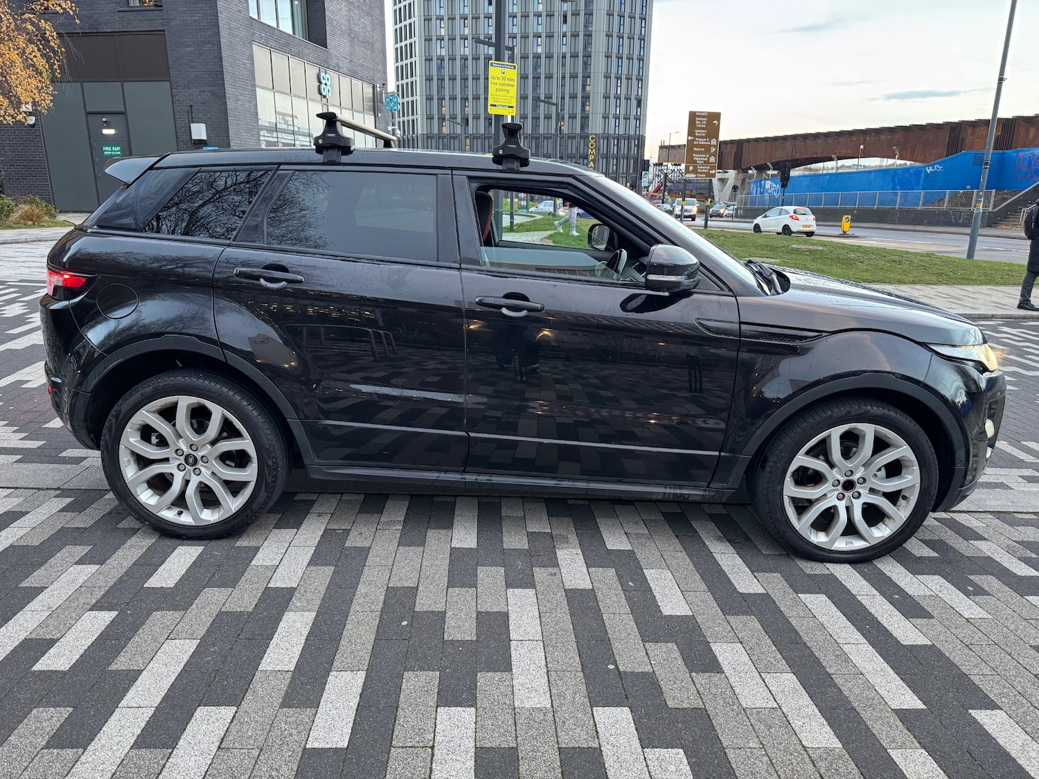 Used Land Rover Range Rover Evoque 2012 for sale - 76786364: Photo 3