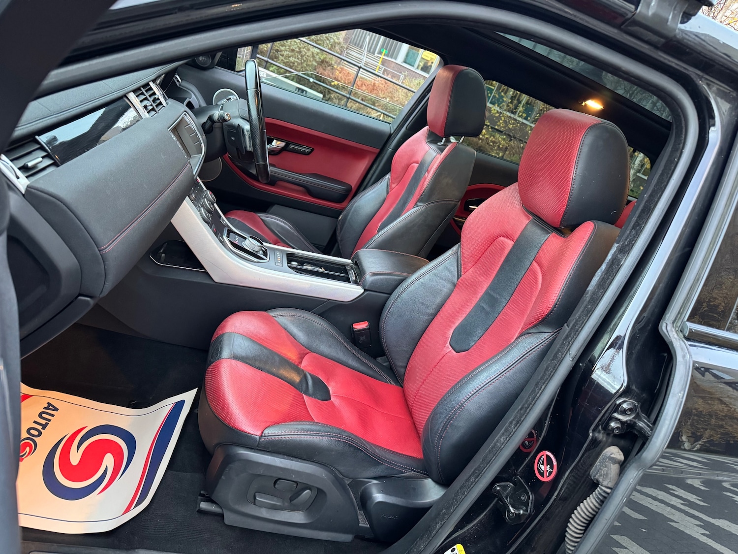 Used Land Rover Range Rover Evoque 2012 for sale - 76786364: Photo 6