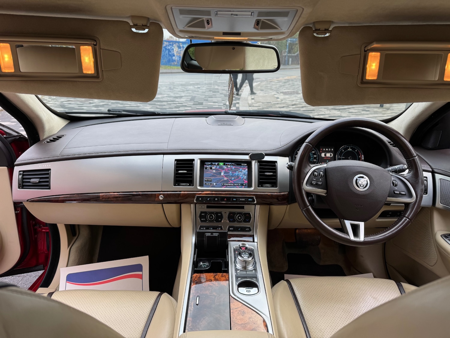 Used Jaguar XF 2013 for sale - 76687593: Photo 8