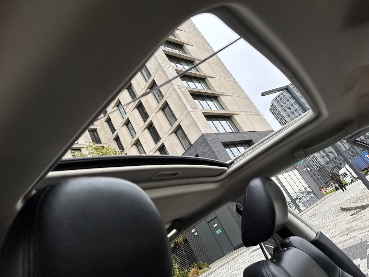 Used Chrysler 300C 2009 for sale - 76418654: Photo 10