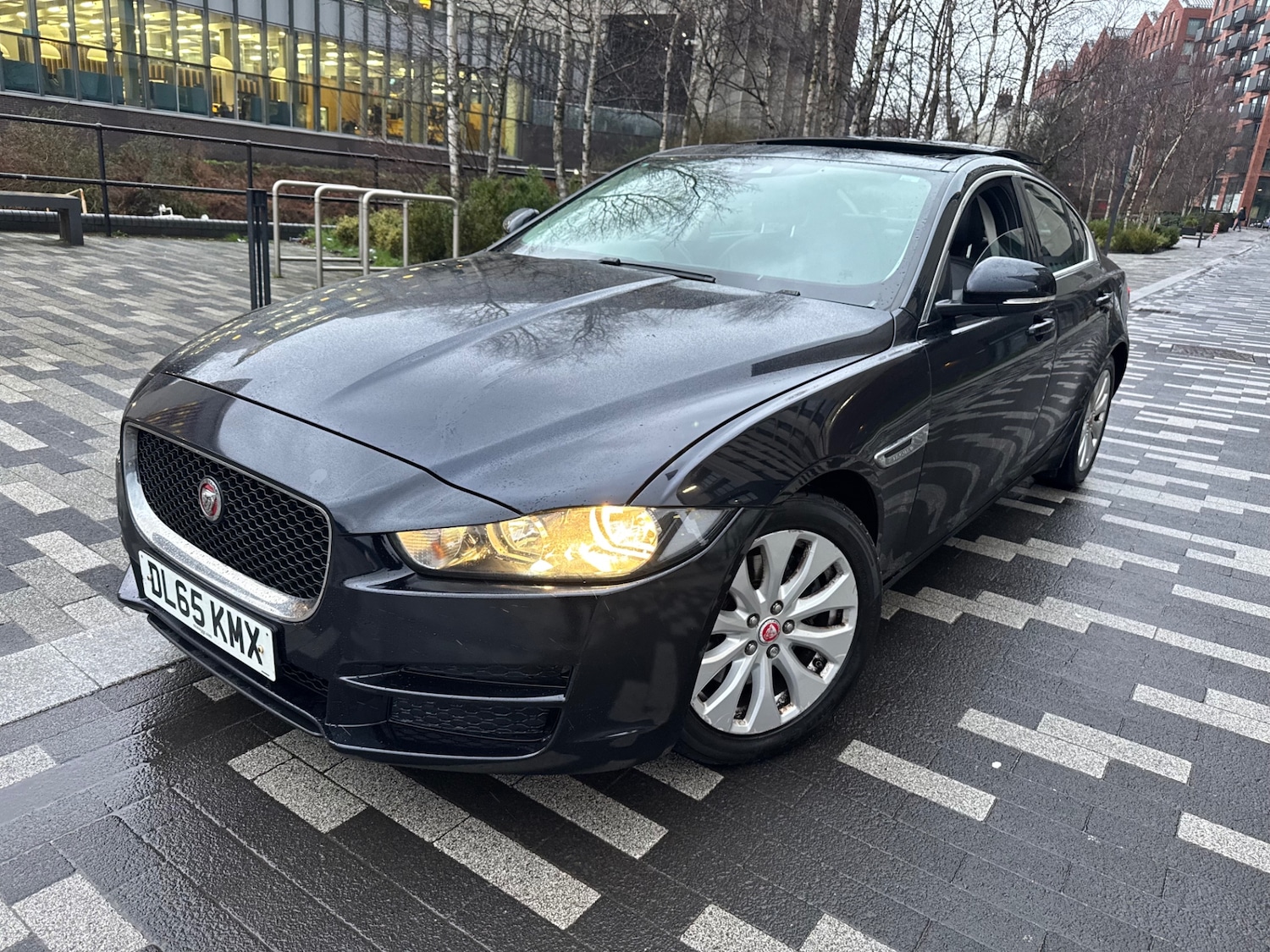 Used Jaguar XE 2015 for sale - 77538680: Photo 13