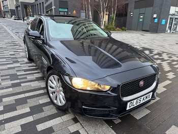 Used Jaguar XE 2015 for sale - 77538680: Photo