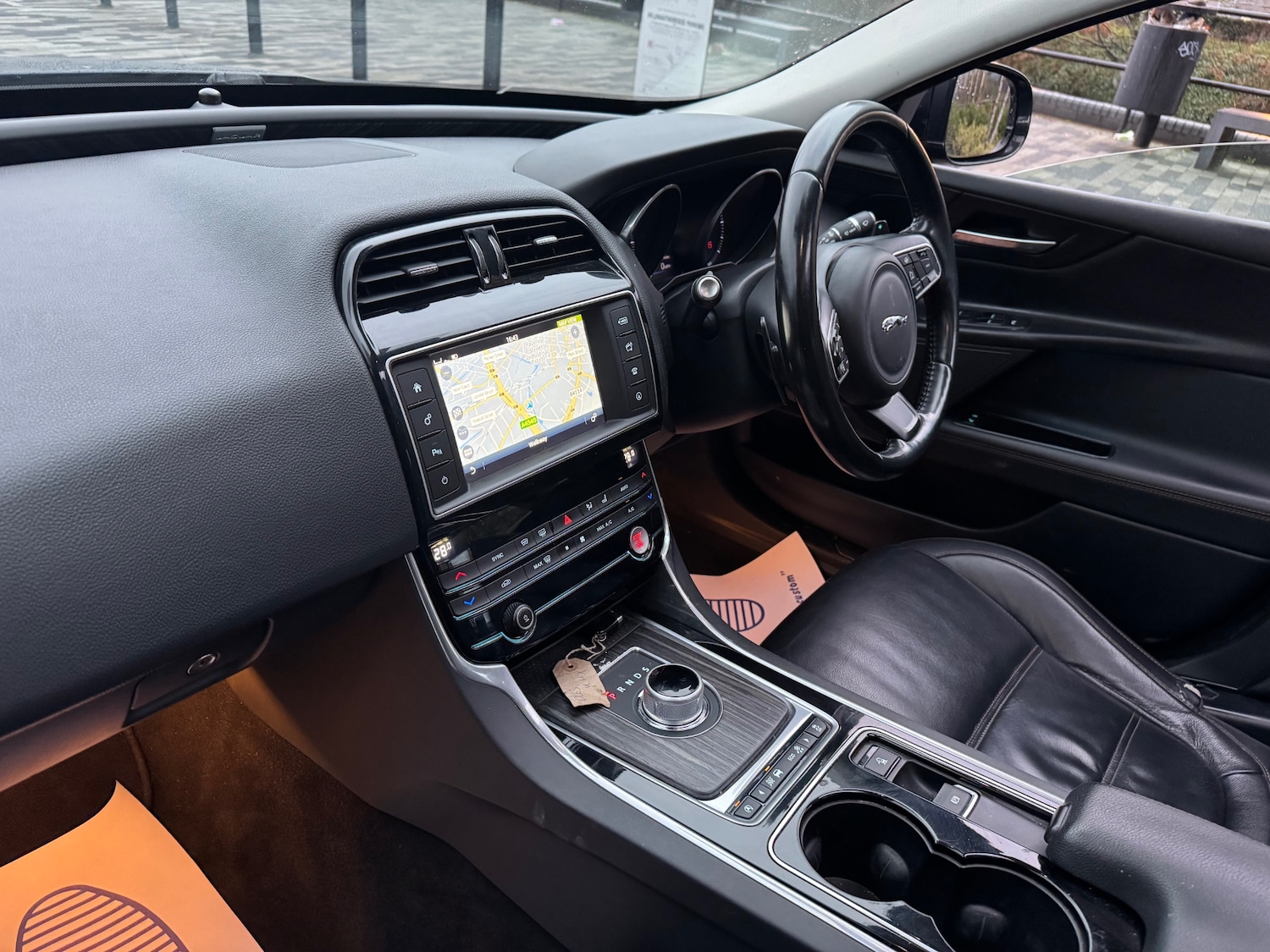 Used Jaguar XE 2015 for sale - 77538680: Photo 6