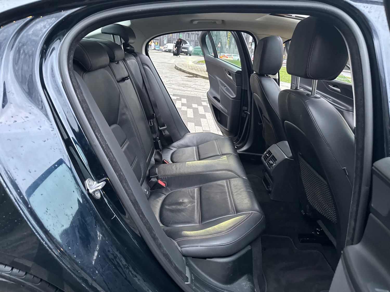 Used Jaguar XE 2015 for sale - 77538680: Photo 7