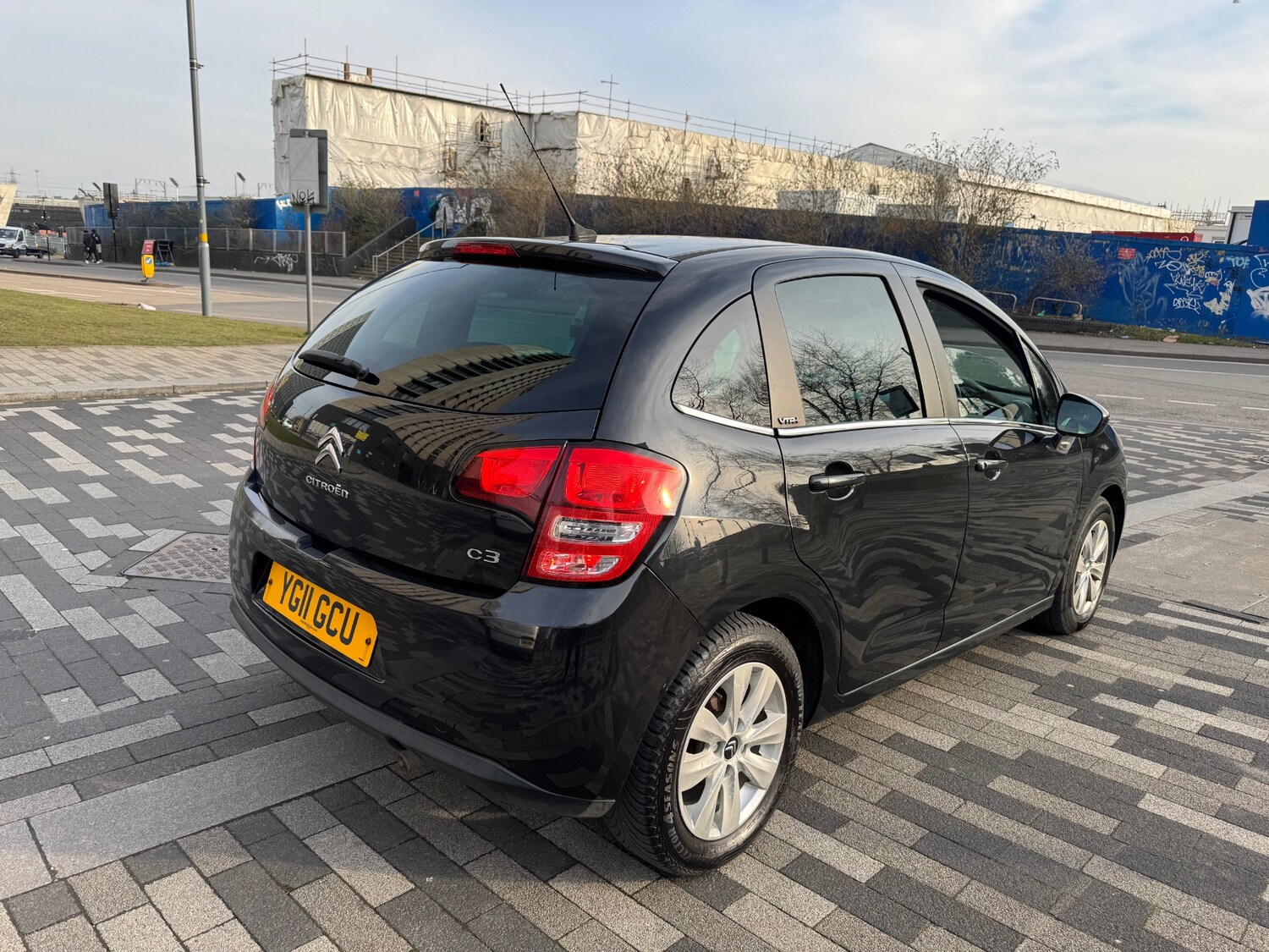 Vehicle 14