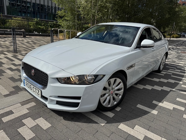 Used Jaguar XE 2016 for sale - 75706352: Photo 13