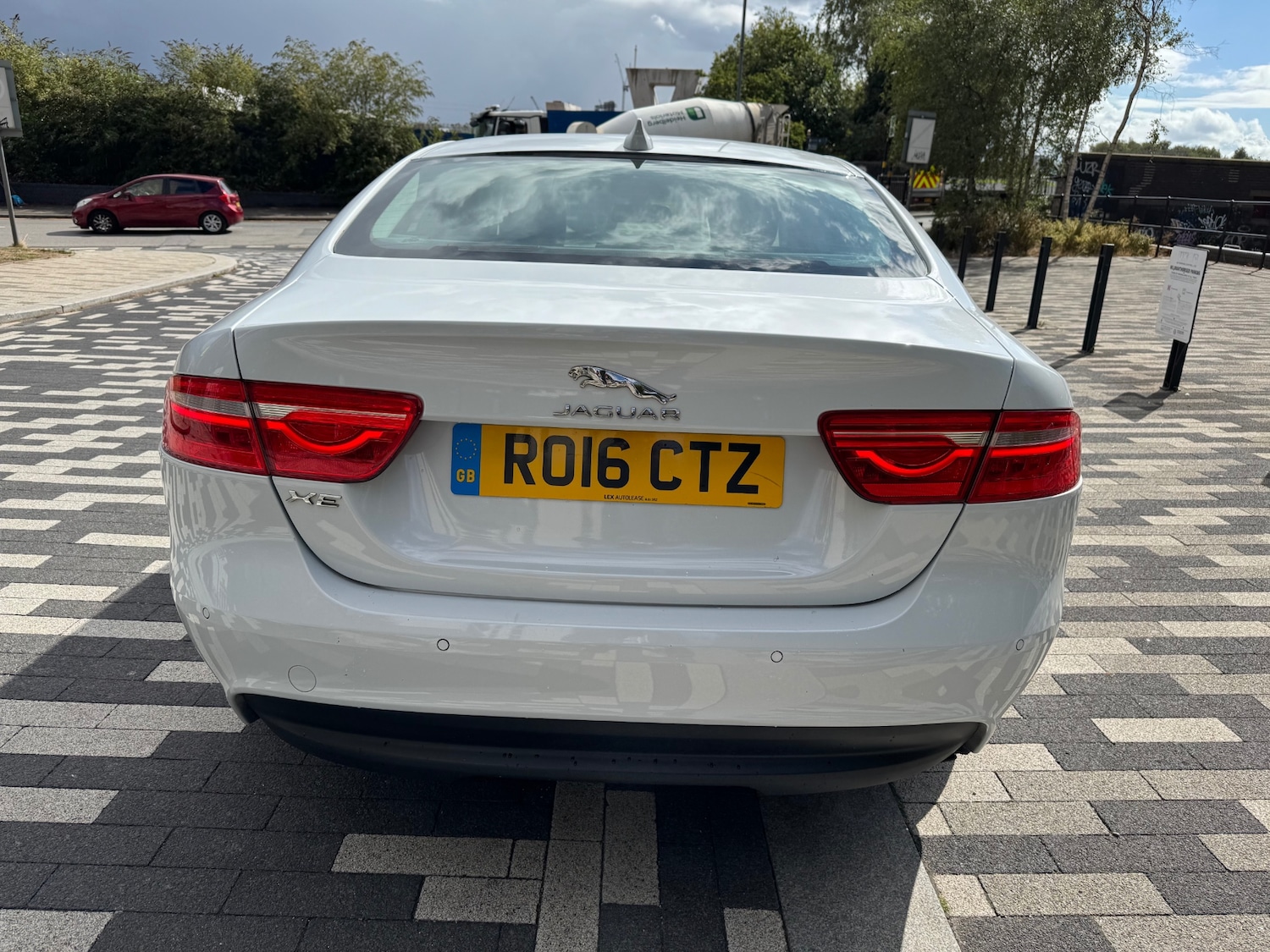Vehicle 4