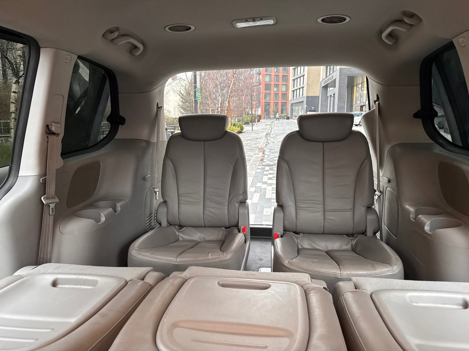 Used Kia Sedona 2010 for sale - 77467846: Photo 10