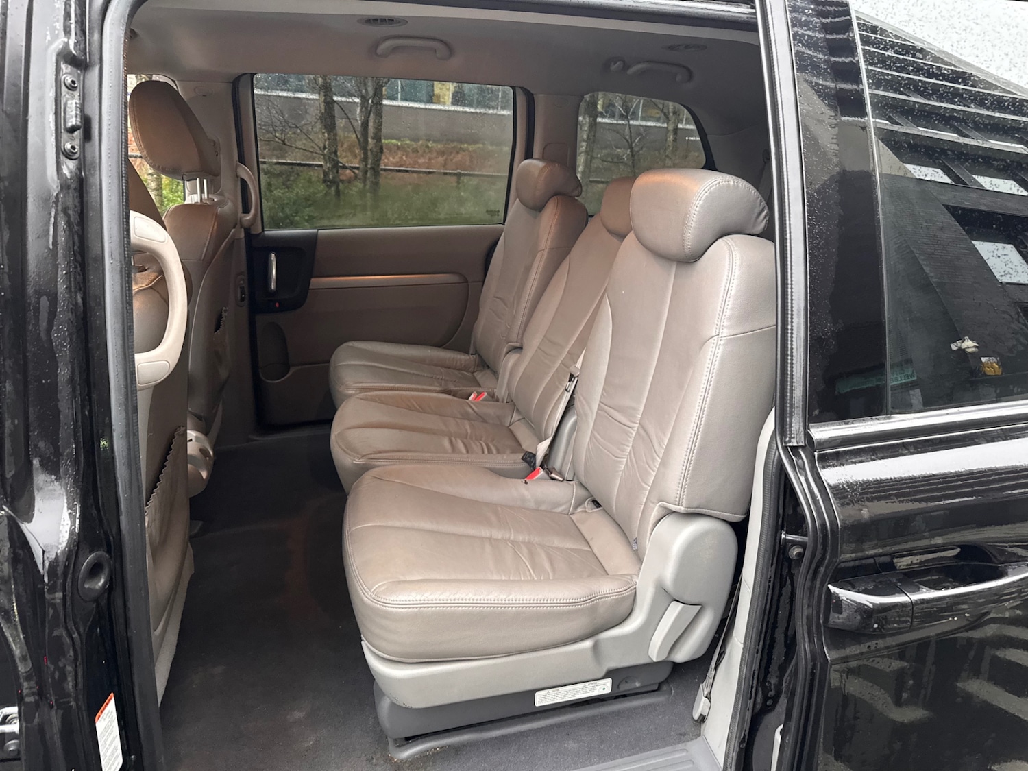 Used Kia Sedona 2010 for sale - 77467846: Photo 17