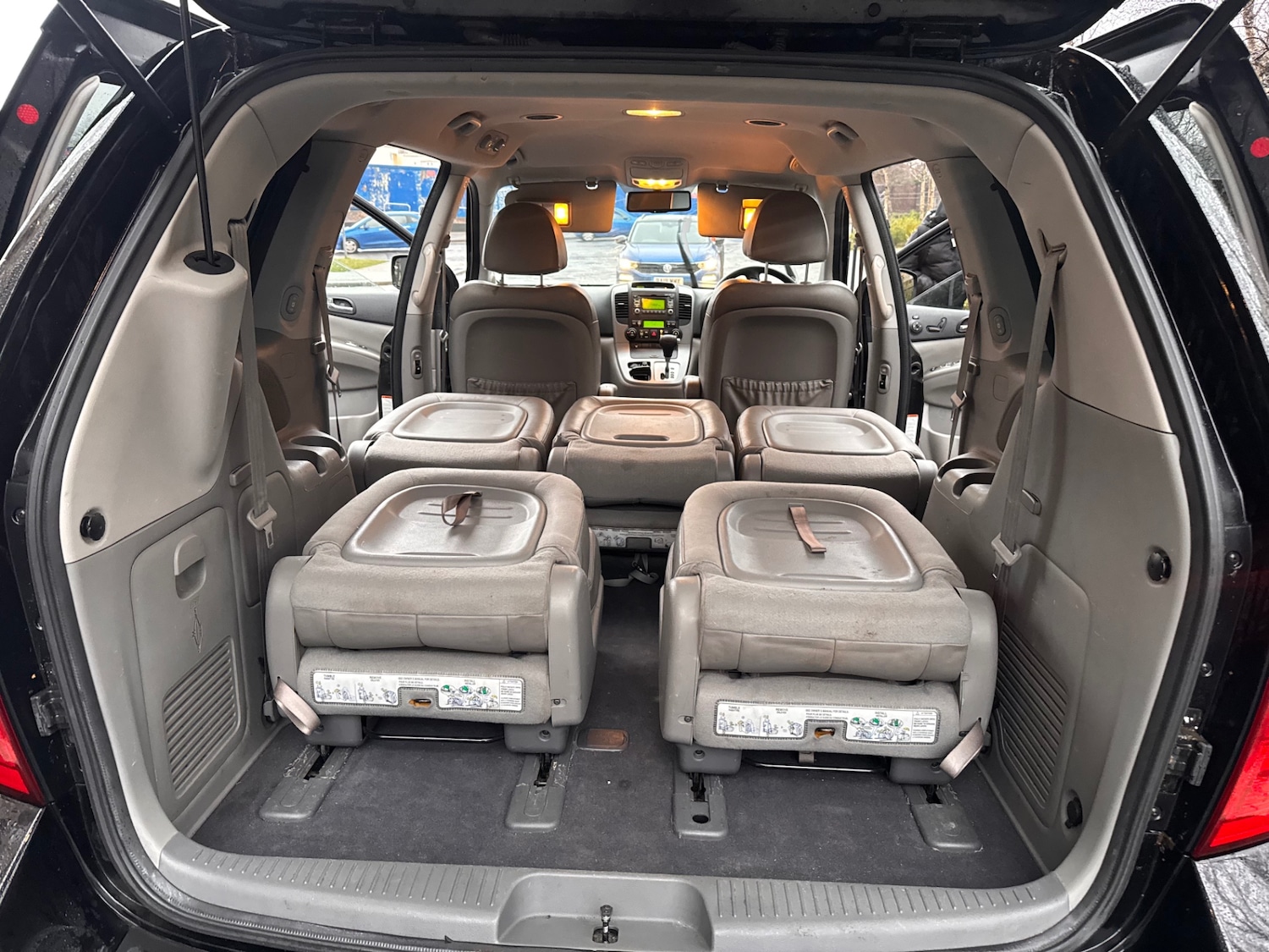 Used Kia Sedona 2010 for sale - 77467846: Photo 19