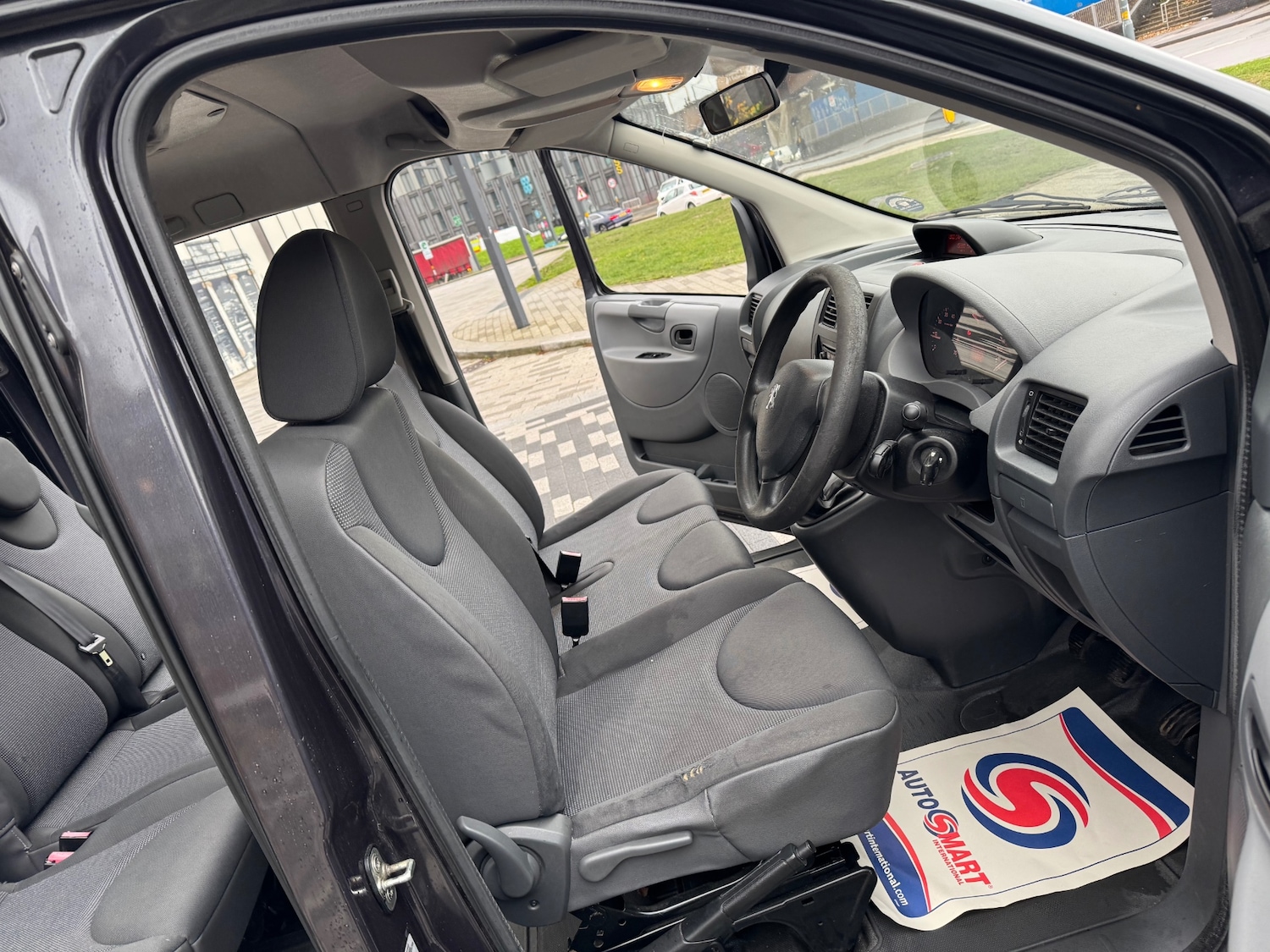 Used Peugeot Expert Tepee 2009 for sale - 76821899: Photo 18