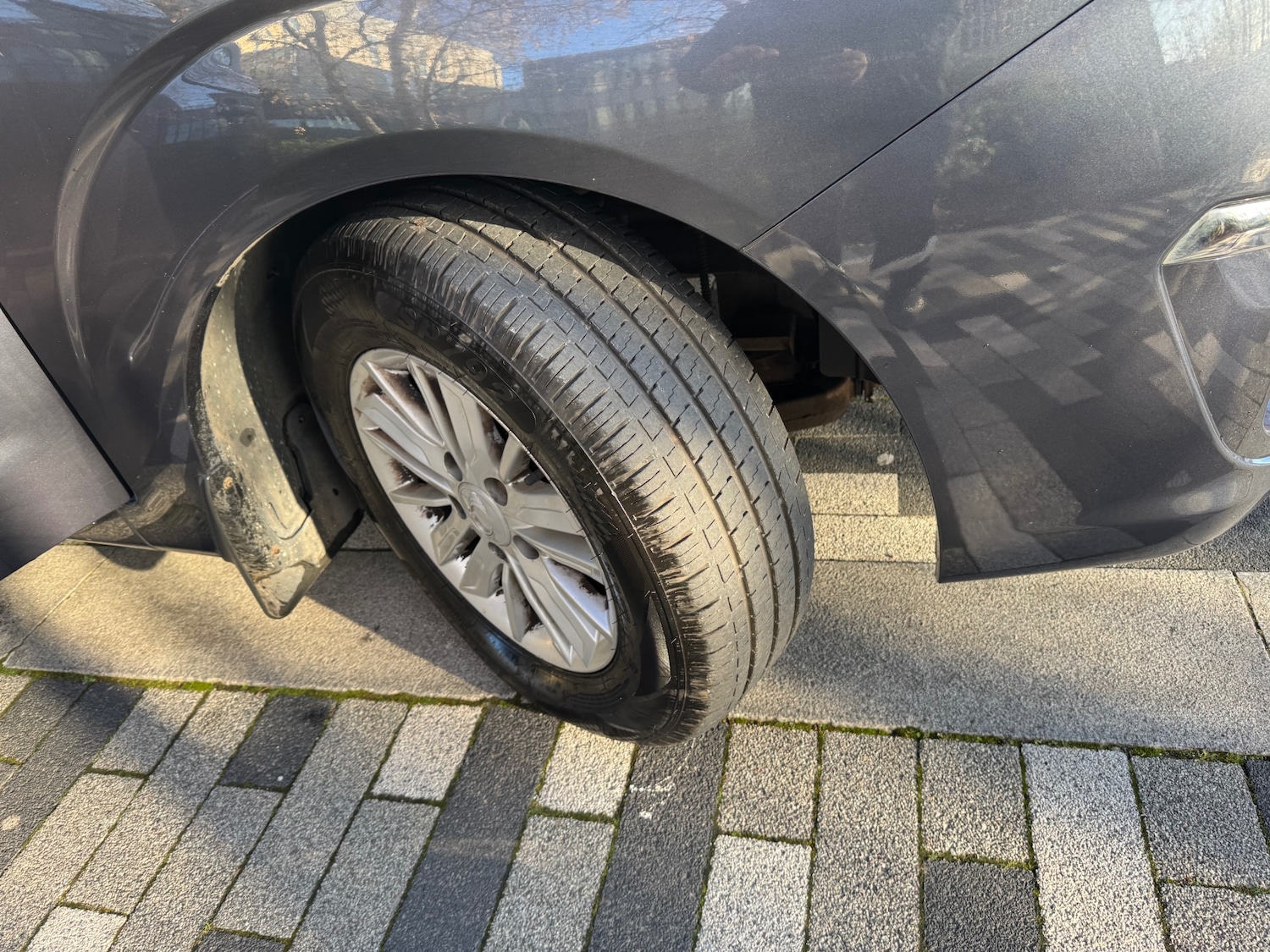 Used Ssangyong Turismo 2014 for sale - 76799638: Photo 12