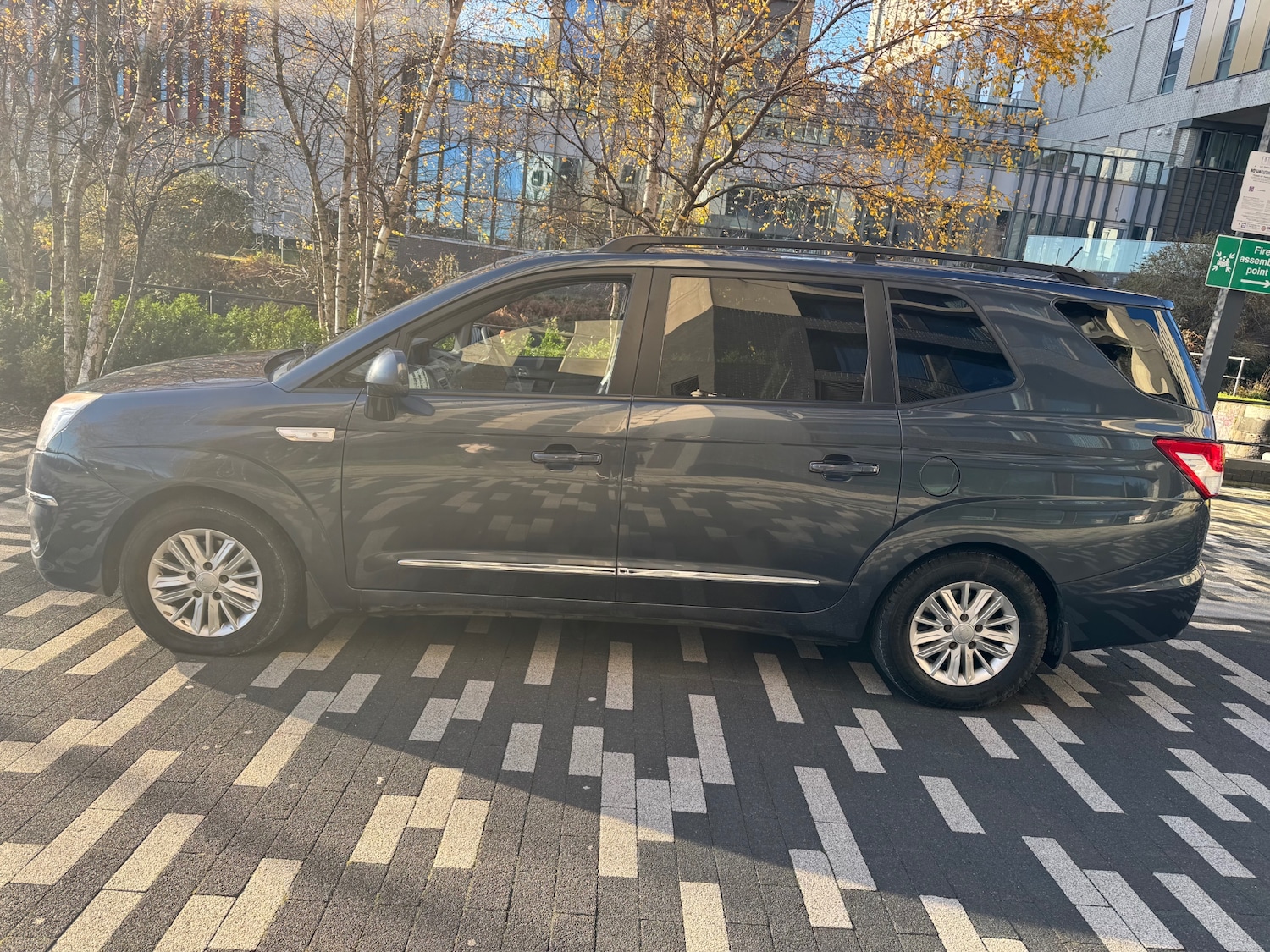 Used Ssangyong Turismo 2014 for sale - 76799638: Photo 5