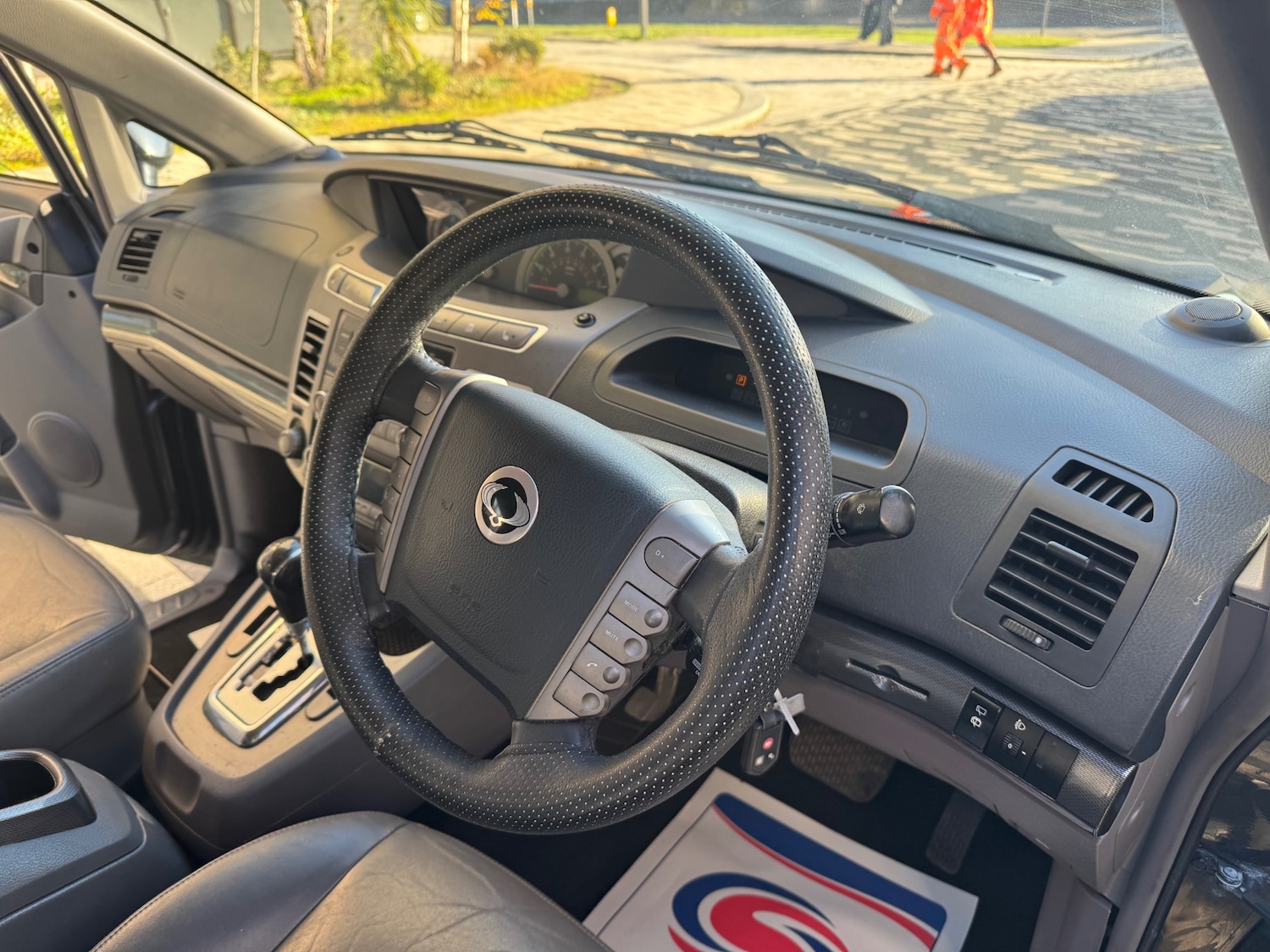 Used Ssangyong Turismo 2014 for sale - 76799638: Photo 9