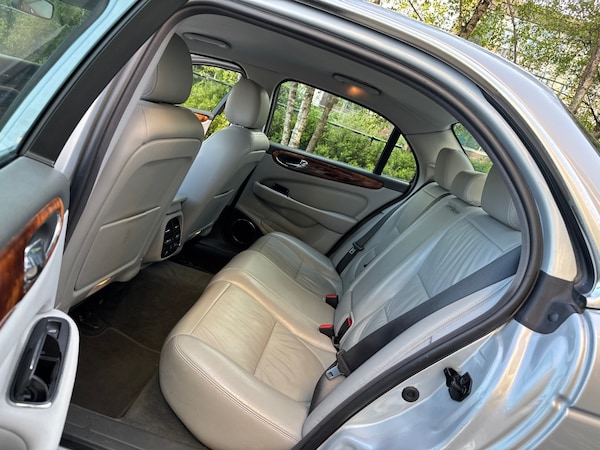 Used Jaguar XJ 2007 for sale - 74919076: Photo 17