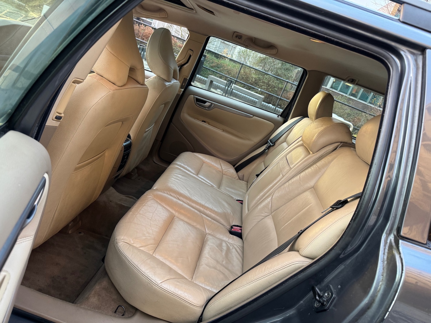 Used Volvo V70 2007 for sale - 76898197: Photo 17