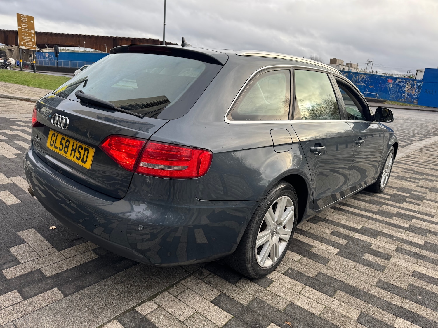 Used Audi A4 2009 for sale - 76726215: Photo 14