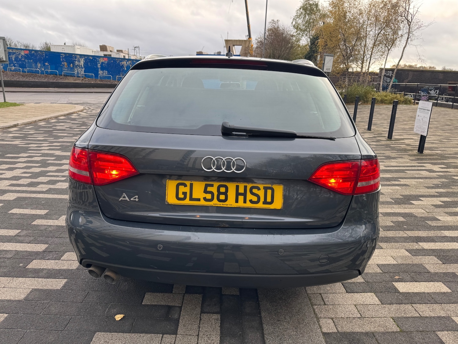 Used Audi A4 2009 for sale - 76726215: Photo 4