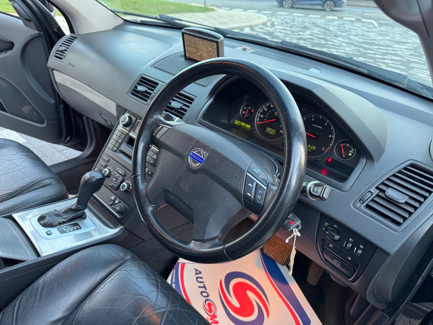 Used Volvo XC90 2010 for sale - 77008479: Photo 9