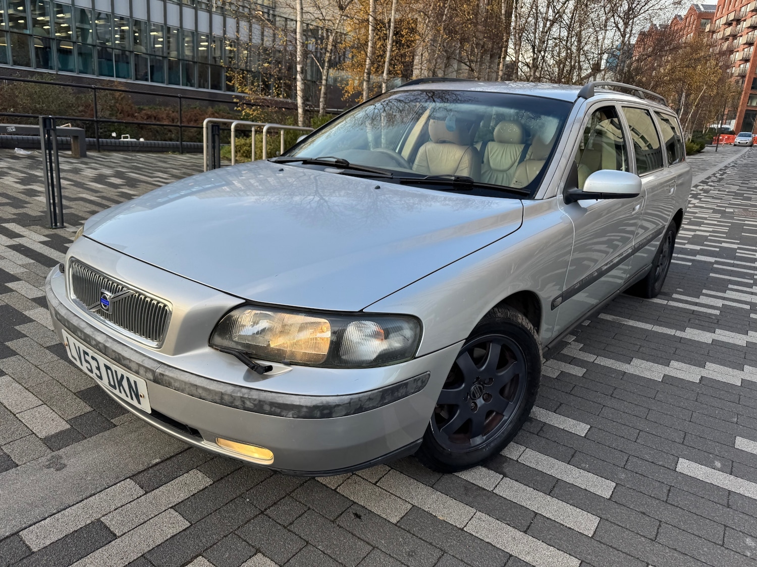 Used Volvo V70 2003 for sale - 76786360: Photo 13