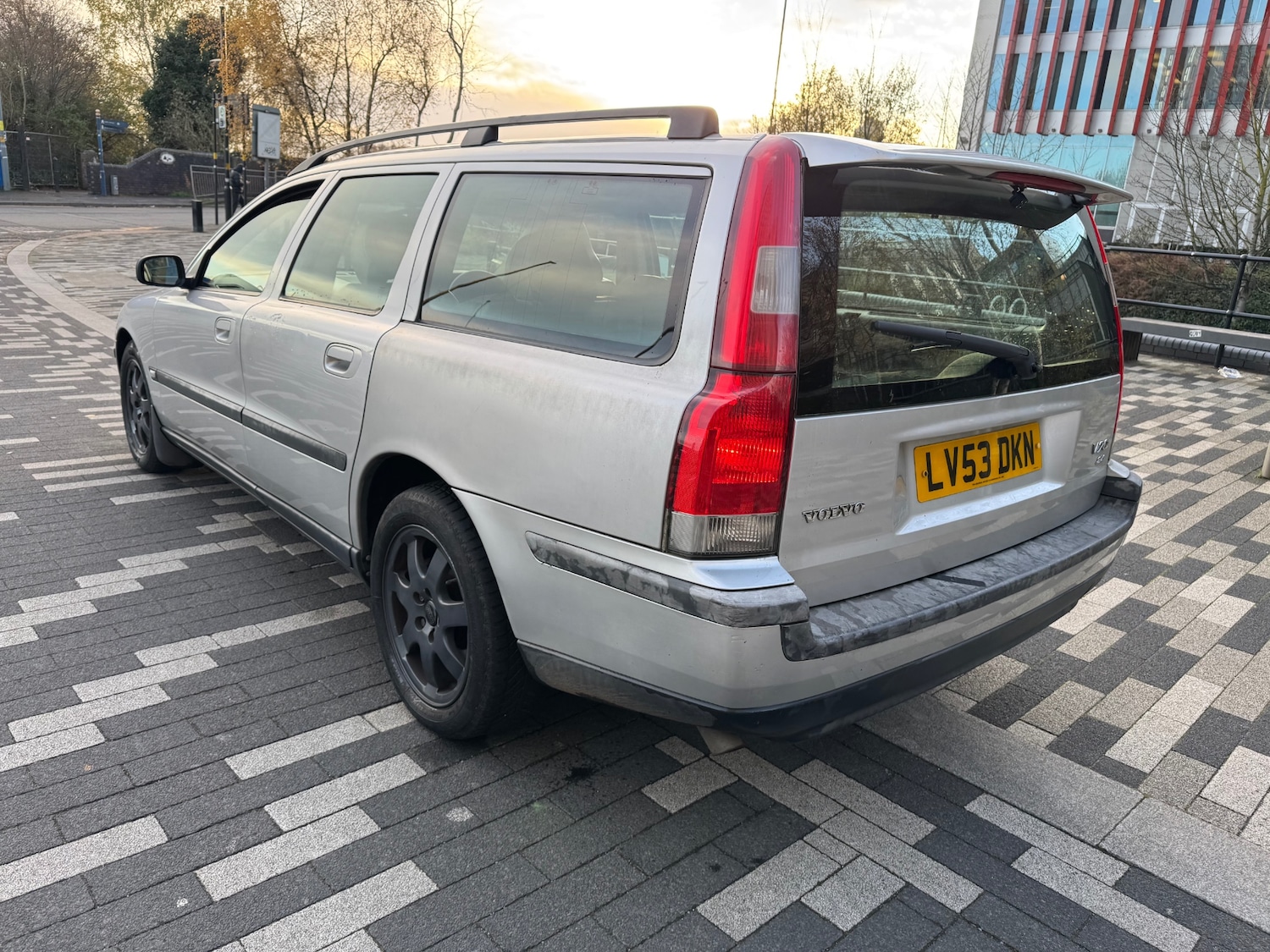 Used Volvo V70 2003 for sale - 76786360: Photo 15