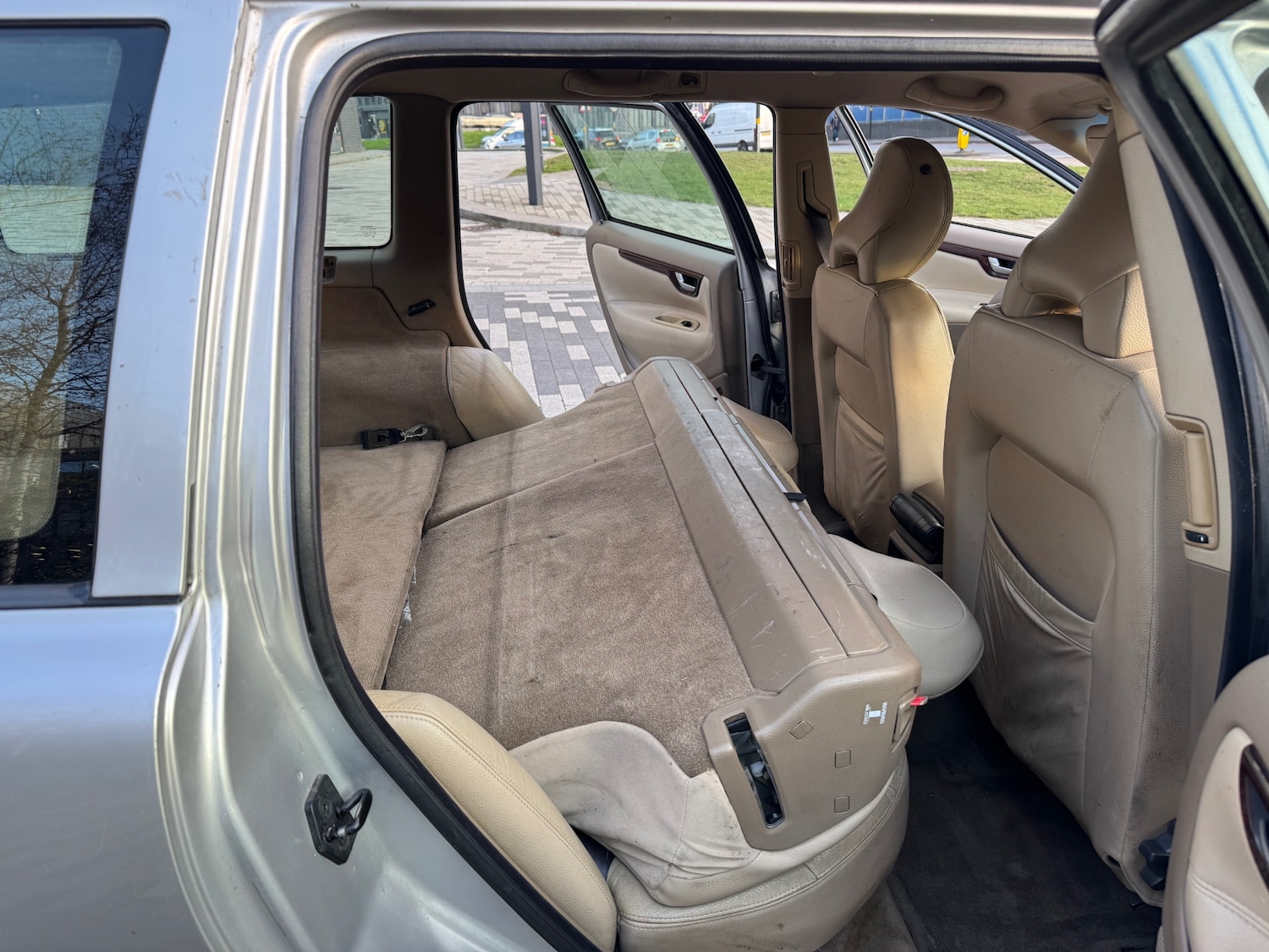 Used Volvo V70 2003 for sale - 76786360: Photo 19