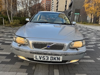 Used Volvo V70 2003 for sale - 76786360: Photo