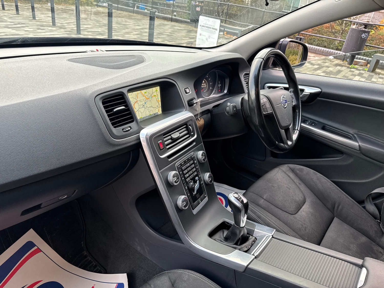 Used Volvo V60 2015 for sale - 76837374: Photo 16