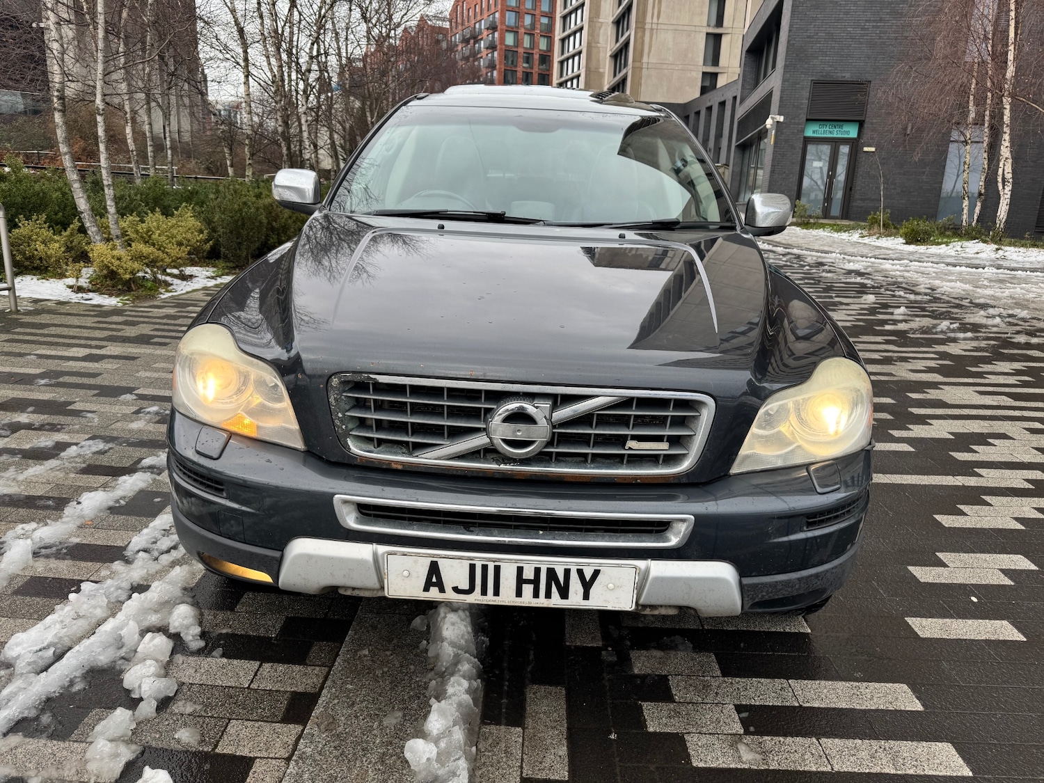 Used Volvo XC90 2011 for sale - 77154607: Photo 2