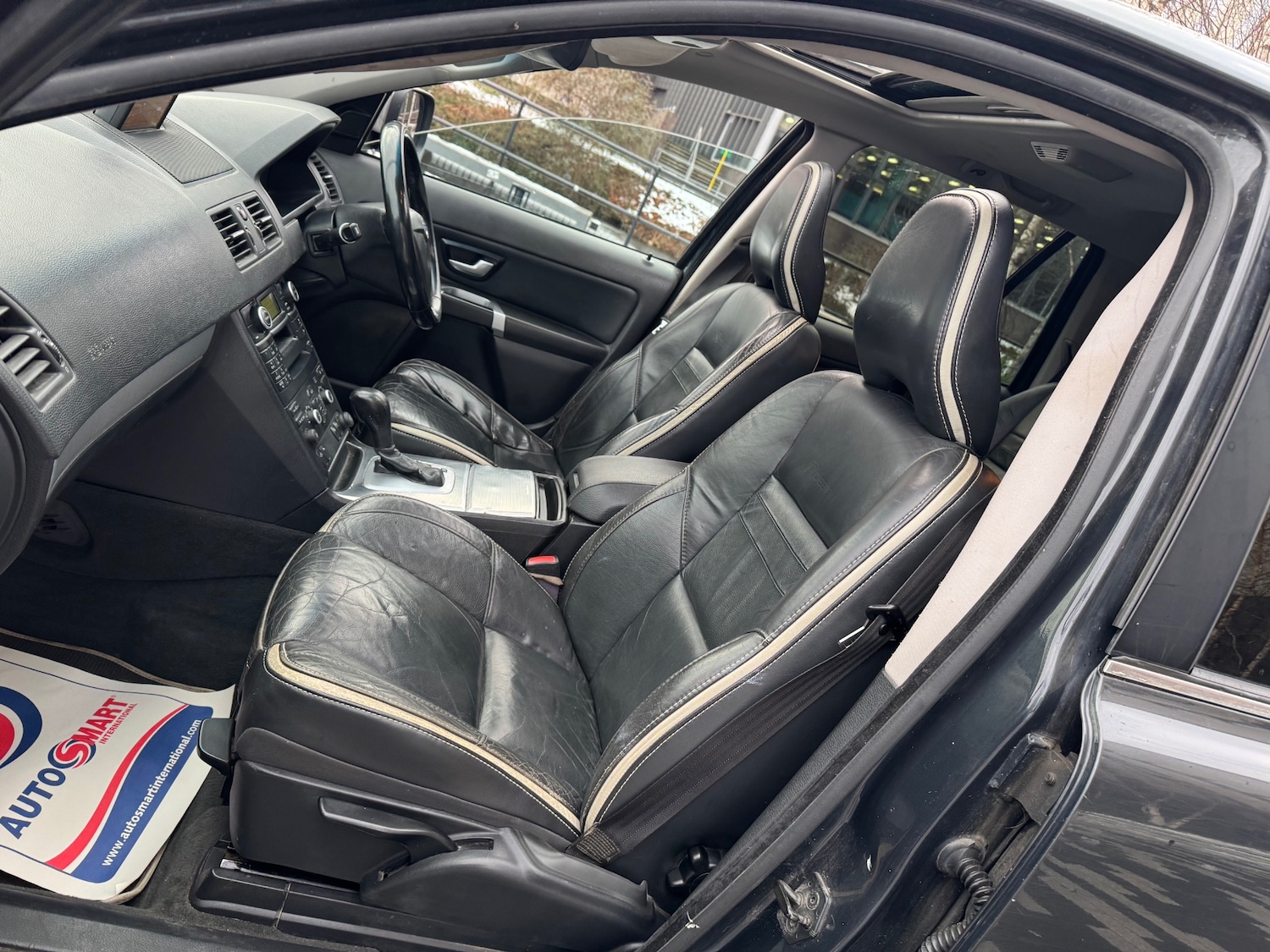 Used Volvo XC90 2011 for sale - 77154607: Photo 6