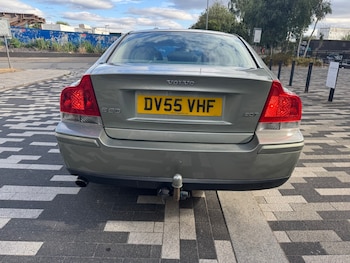Used Volvo S60 2005 for sale - 79338349: Photo