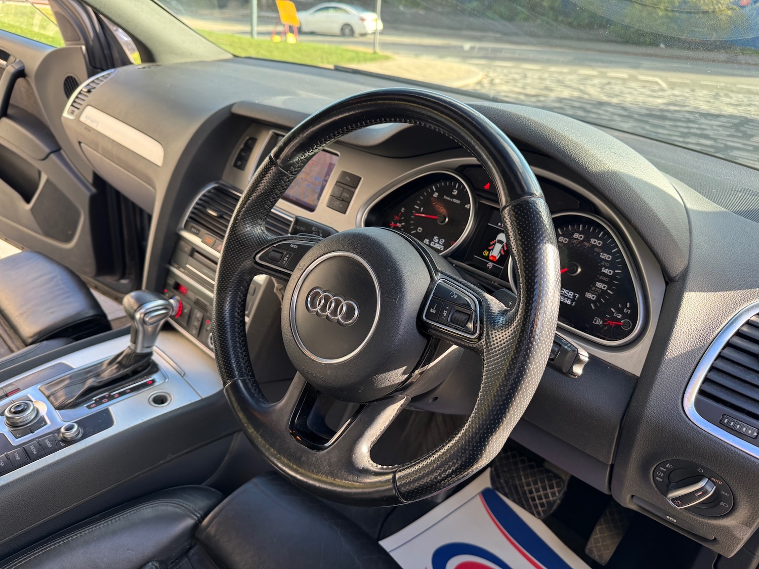 Used Audi Q7 2012 for sale - 76381484: Photo 9