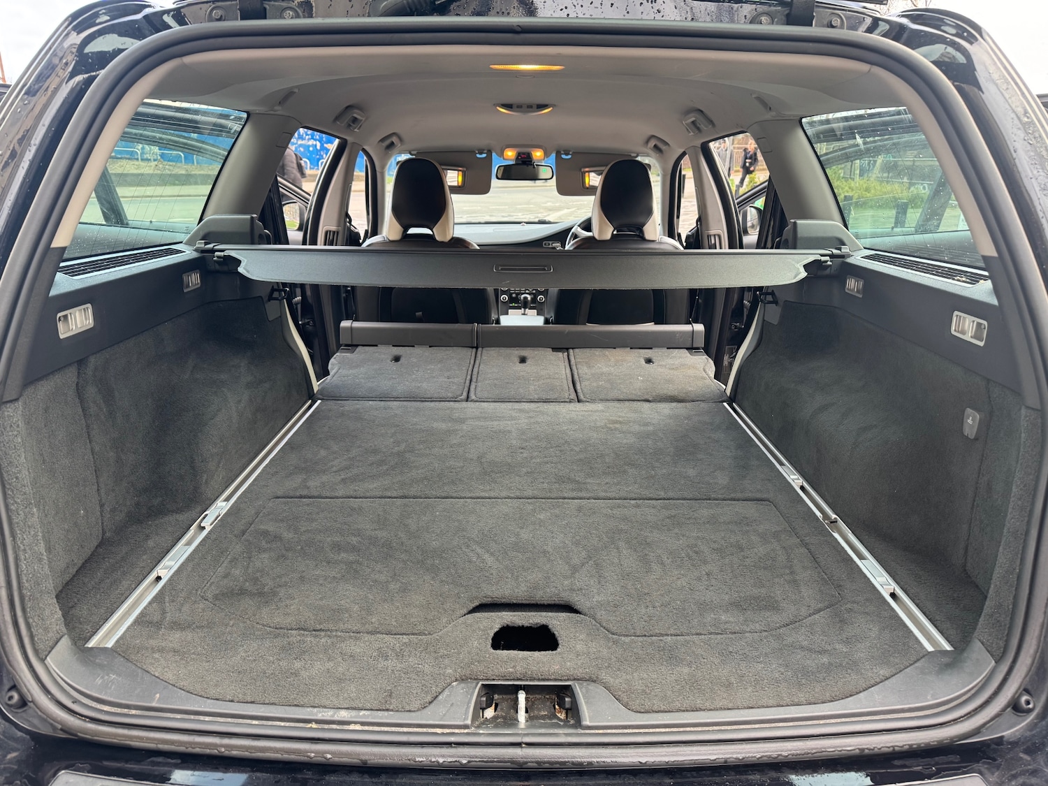 Used Volvo V70 2009 for sale - 77822676: Photo 11