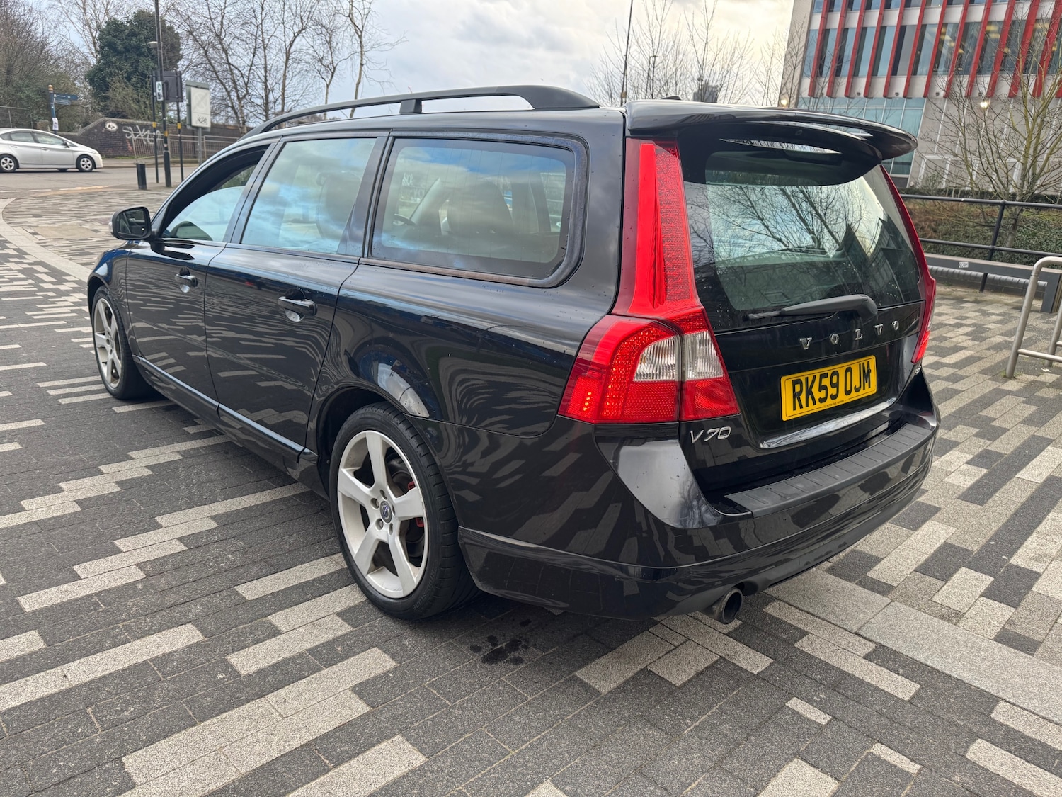 Used Volvo V70 2009 for sale - 77822676: Photo 15