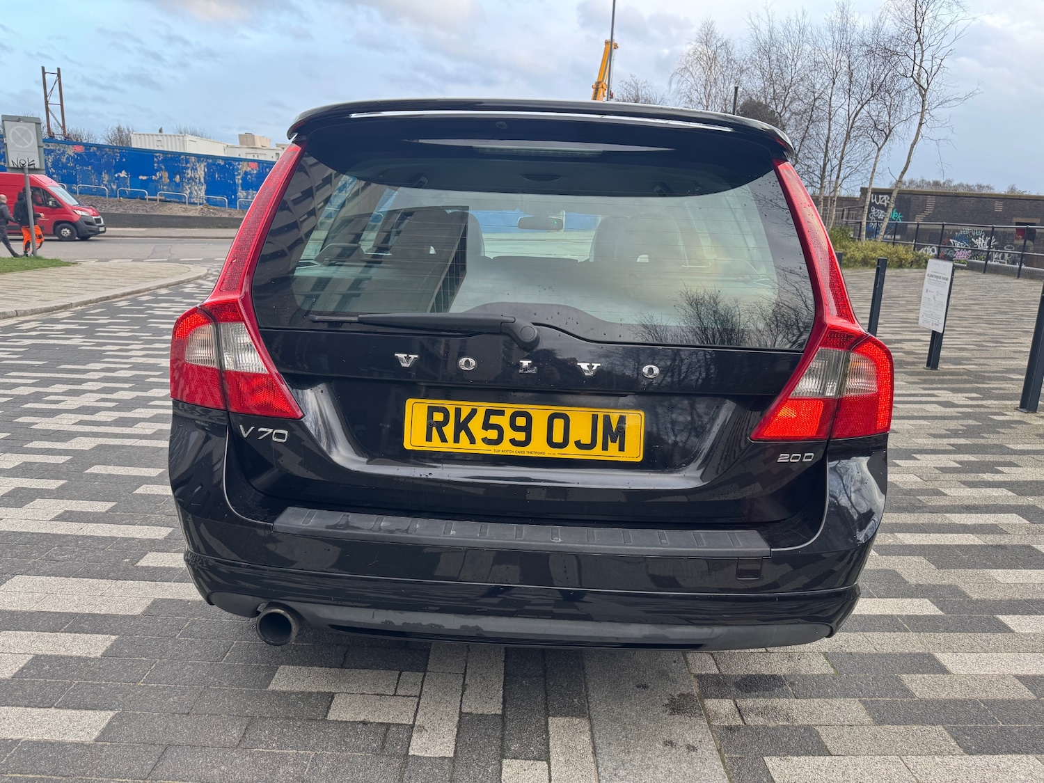 Used Volvo V70 2009 for sale - 77822676: Photo 4