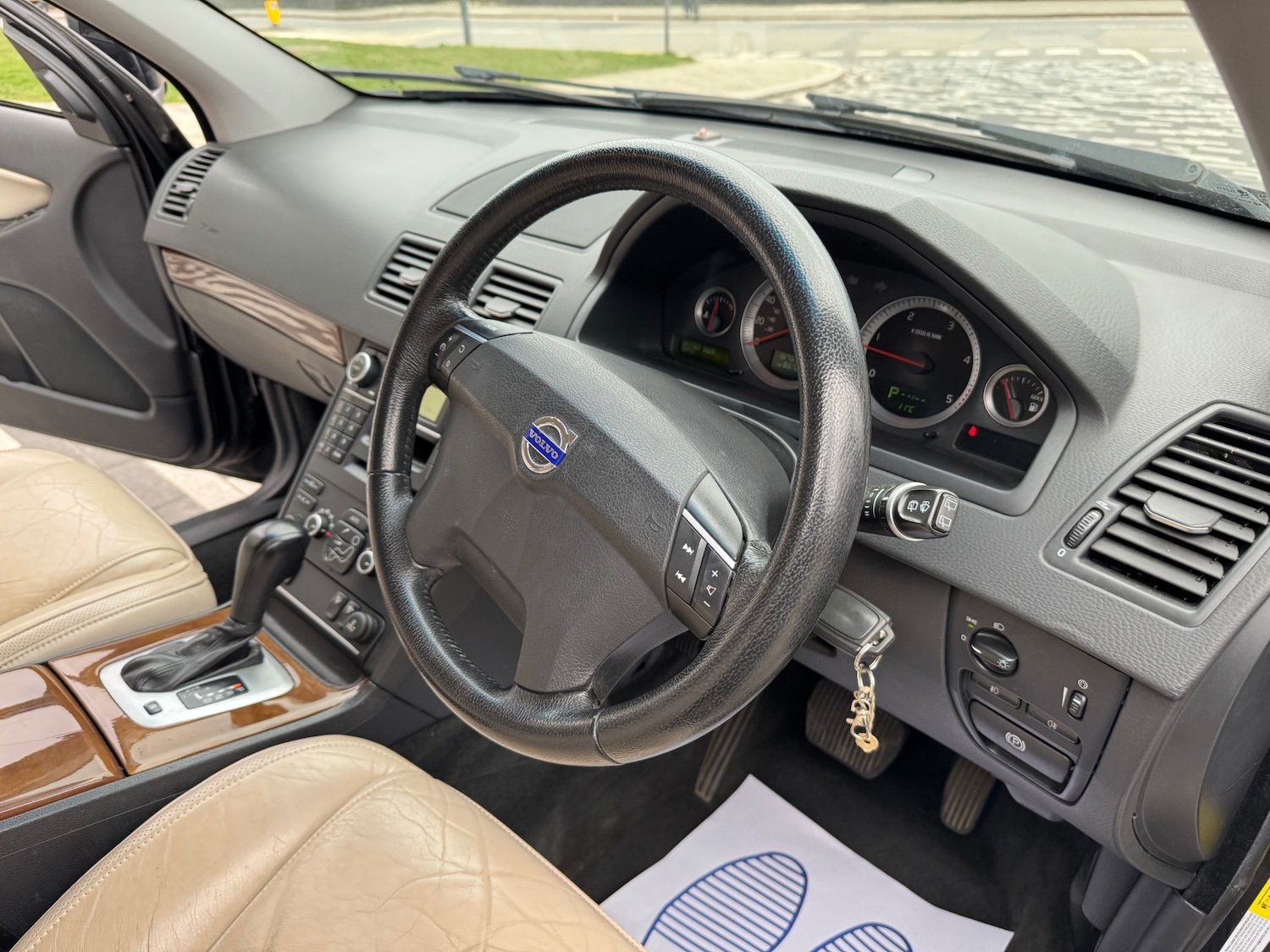 Used Volvo XC90 2008 for sale - 77736254: Photo 9