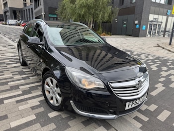 Vauxhall - Insignia