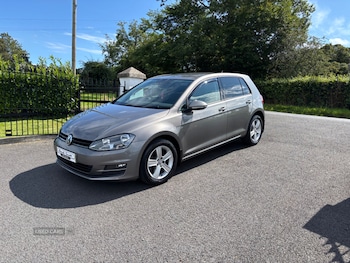Used Volkswagen Golf 2017 for sale - 79521977: Photo