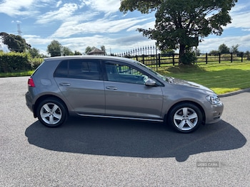 Used Volkswagen Golf 2017 for sale - 79521977: Photo
