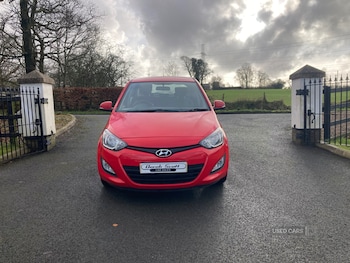 Used Hyundai i20 2014 for sale - 77359714: Photo