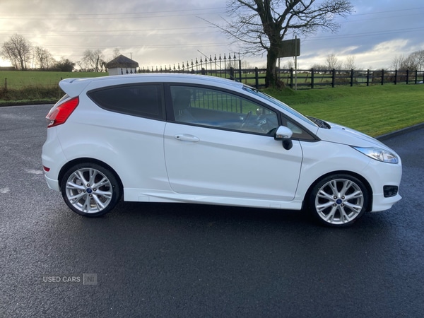 Used Ford Fiesta 2013 for sale - 77238834: Photo 2