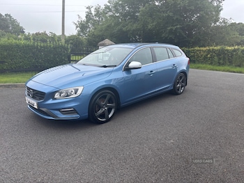 Used Volvo V60 2016 for sale - 79192504: Photo