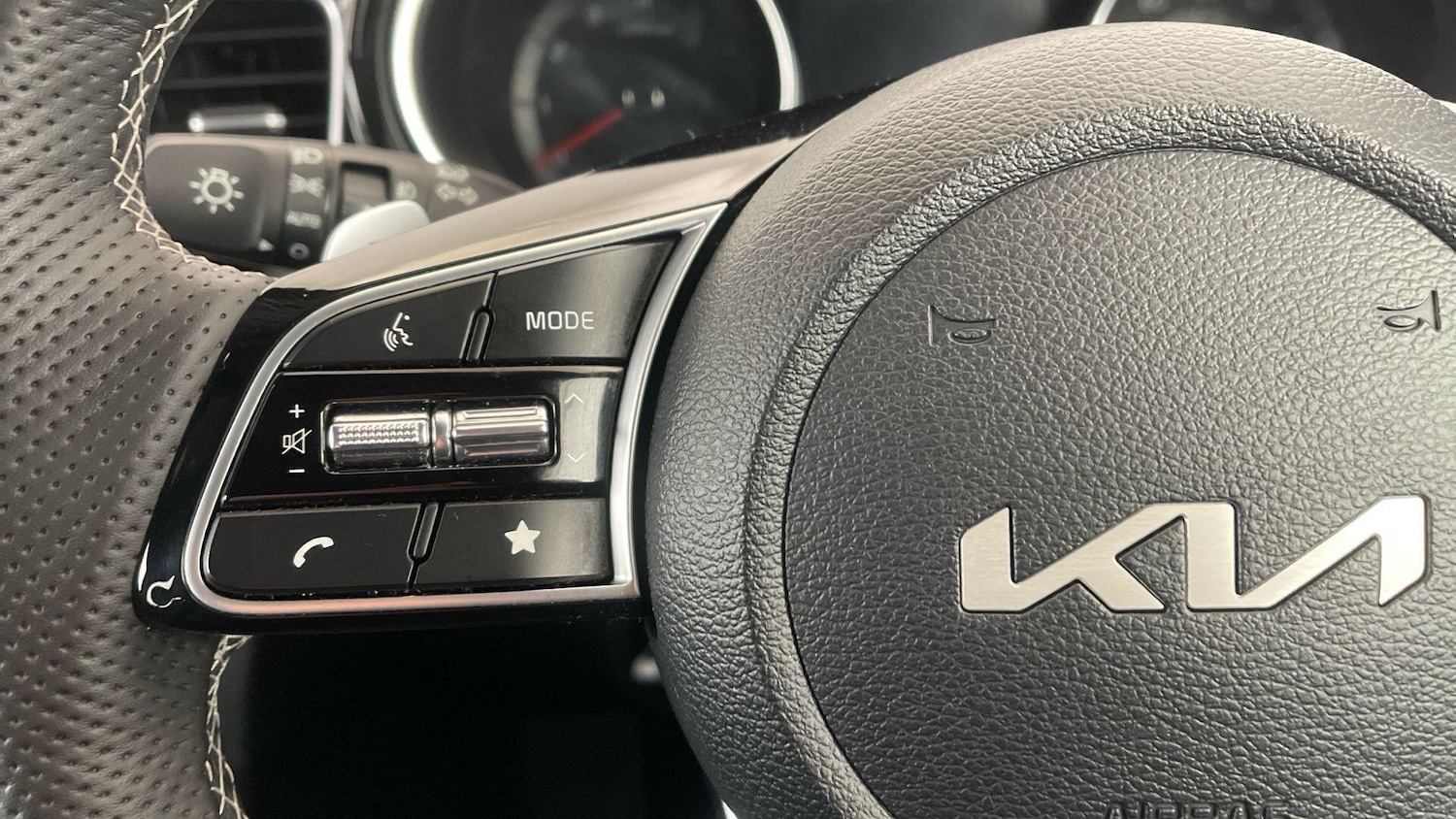 Used Kia Ceed 2025 for sale - 77315368: Photo 19